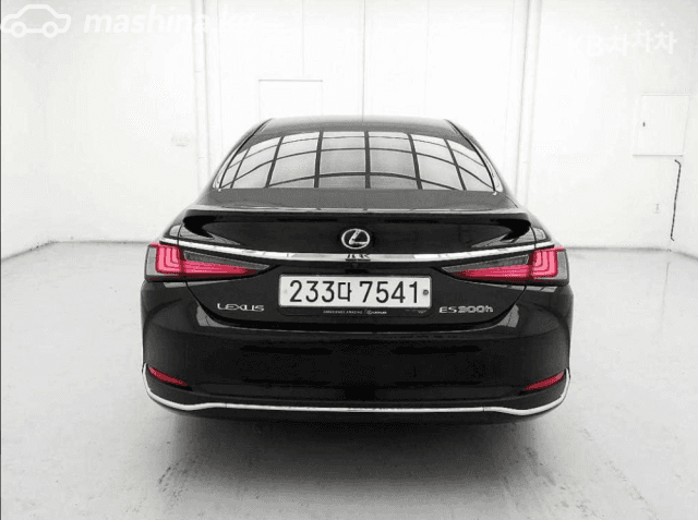 Lexus ES VII 300h 2.5hyb CVT