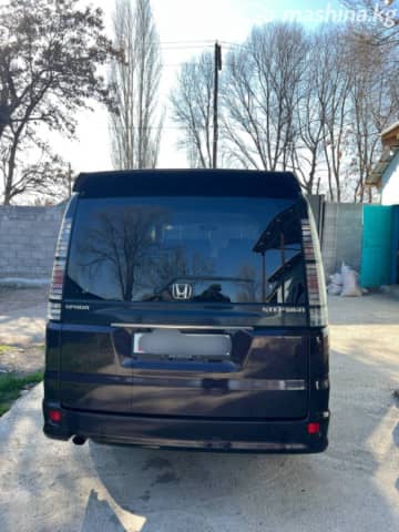 Honda Stepwgn II Рестайлинг Spada 2.4 AT