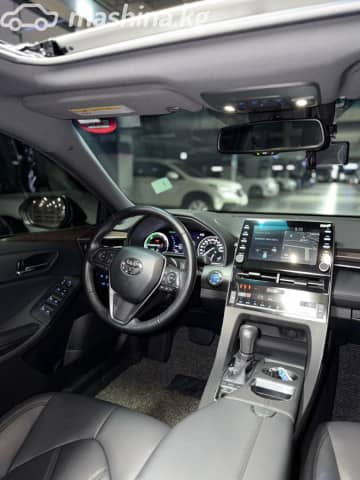 Toyota Avalon V 2.5hyb CVT