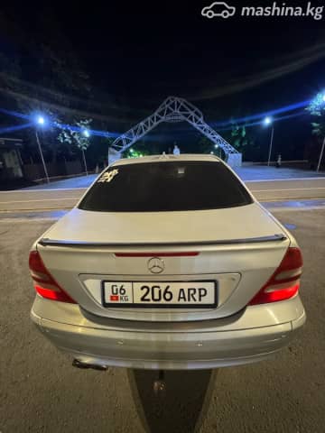 Mercedes-Benz C-Класс II (W203) 240 2.6 AT 4WD