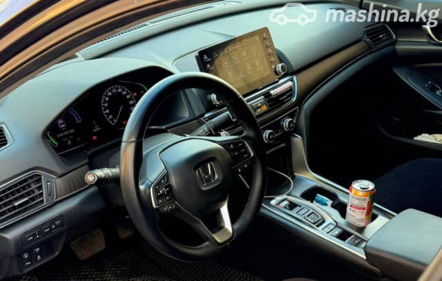 Honda Accord X 2.0hyb CVT