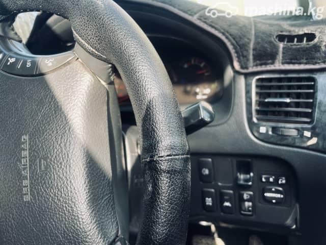 Toyota Ipsum II (M20) Рестайлинг 2.4 AT 4WD