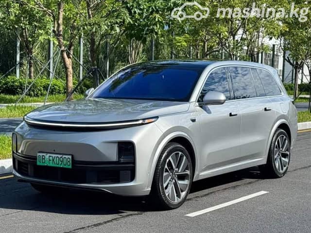 LiXiang L9 Pro 1.5hyb AT 4WD