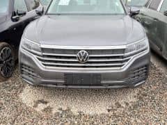 Volkswagen Touareg III Рестайлинг 2.0 AT 4WD