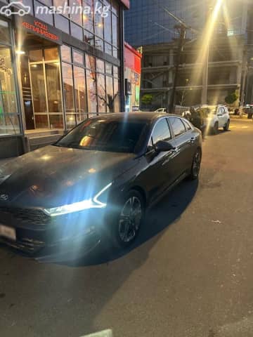 Kia K5 III 1.6 AT