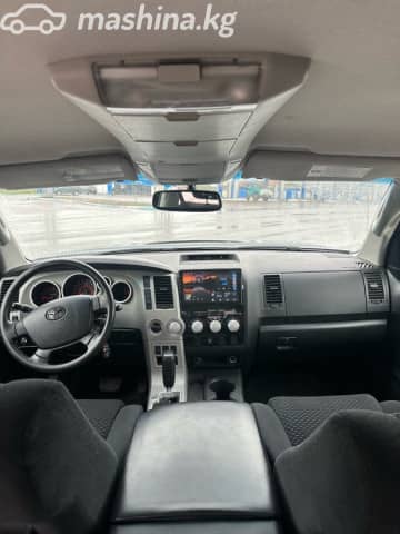 Toyota Tundra II 5.7 AT 4WD
