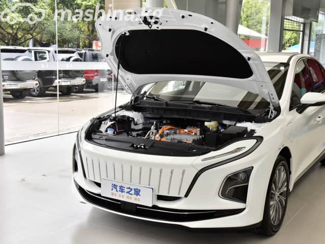 Hongqi E-QM5 54 kWh Electro AT