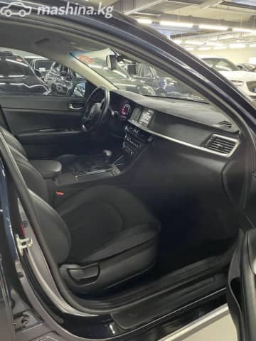 Kia K5 II 2.0 AT
