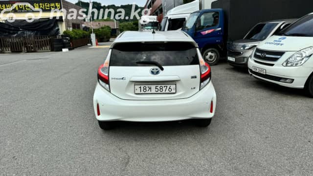 Toyota Prius c I Рестайлинг 1.5hyb AT