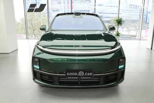LiXiang L7 Рестайлинг 1.5hyb AT 4WD