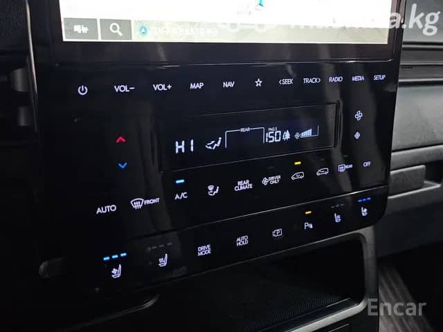 Hyundai Staria 1.6hyb AT