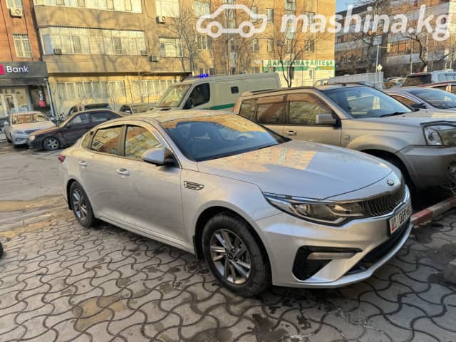 Kia K5 II 2.0 AT