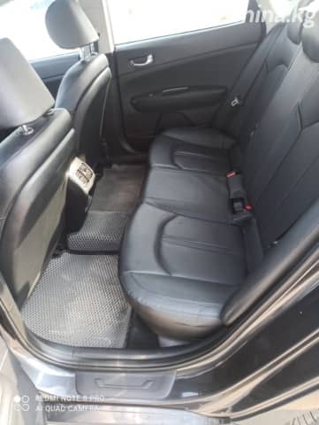 Kia K5 II 2.0 AT