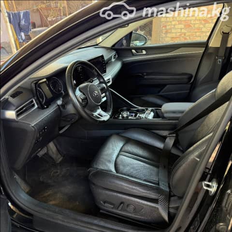 Kia K5 III 2.0hyb AT