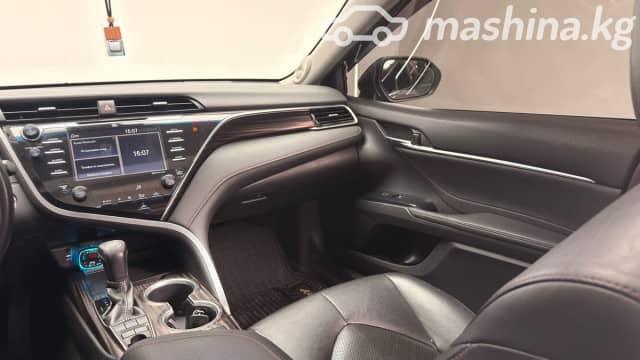 Toyota Camry VIII (XV70) 2.5hyb CVT