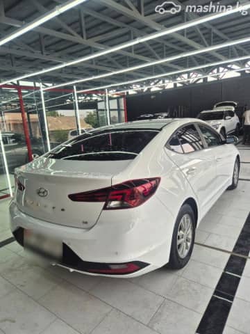 Hyundai Avante VI Рестайлинг 1.6 CVT