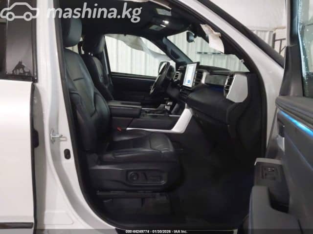 Toyota Tundra III CrewMax 3.5 AT 4WD