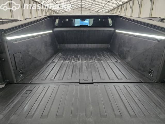 Tesla Cybertruck Cyberbeast Electro AT 4WD