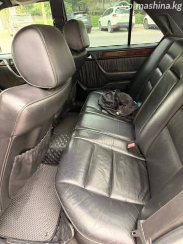 Mercedes-Benz E-Класс I (W124) 320 3.2 AT