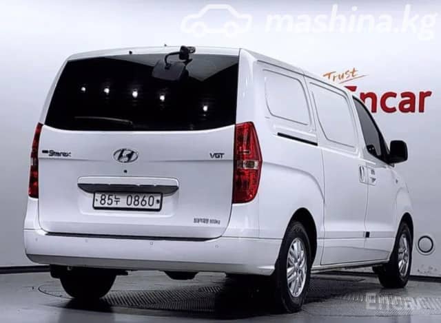 Hyundai H-1 Starex
