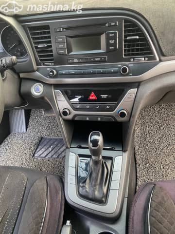 Hyundai Avante VI 1.6 AT