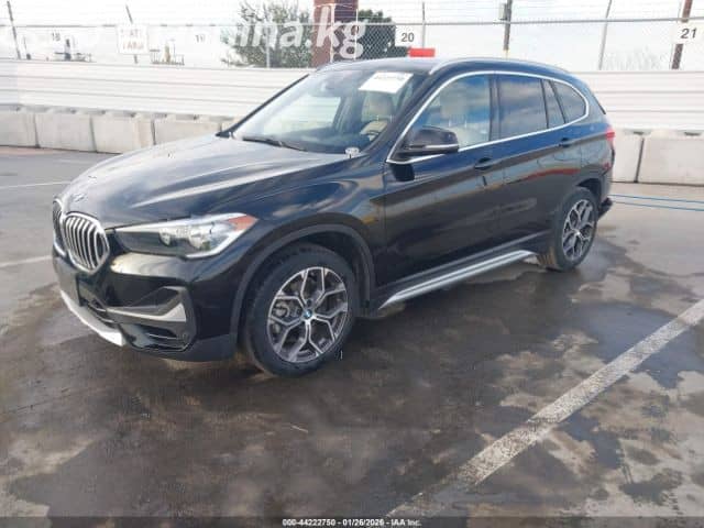 BMW X1 II (F48) Рестайлинг 28i xDrive 2.0 AT 4WD