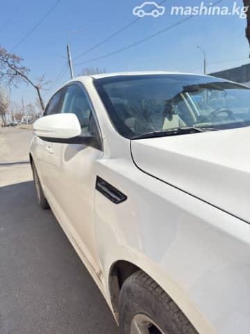 Kia K5 II 2.0 AT