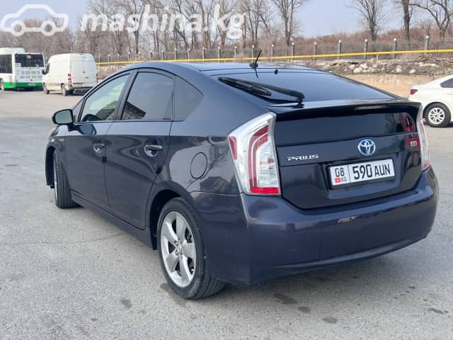 Toyota Prius III Рестайлинг (XW30) 1.8hyb AT