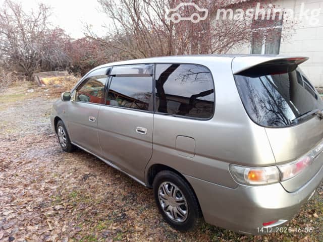 Toyota Gaia 2.0 AT