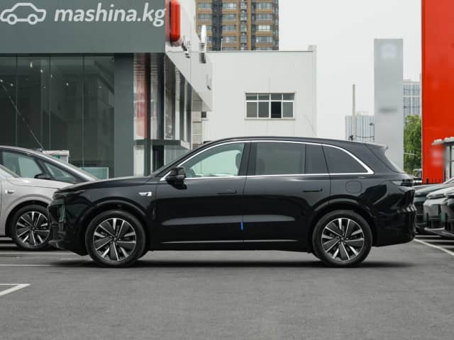 LiXiang L6 1.5hyb AT 4WD