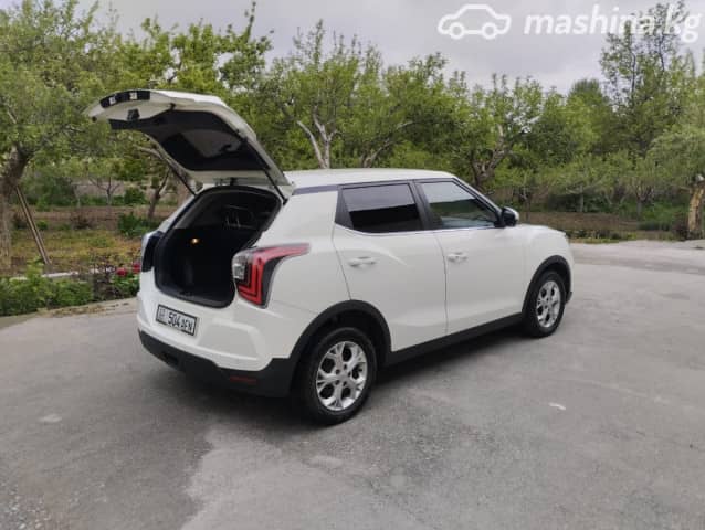SsangYong Tivoli I Рестайлинг 1.6d AT