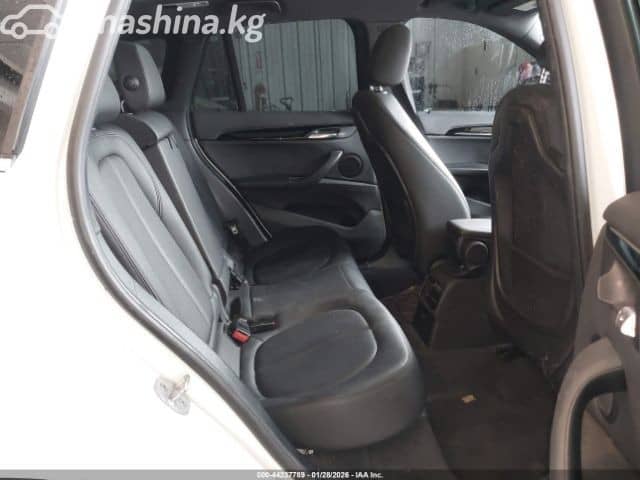 BMW X1 II (F48) Рестайлинг 28i xDrive 2.0 AT 4WD