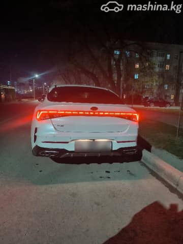 Kia K5 III LPi 2.0 AT