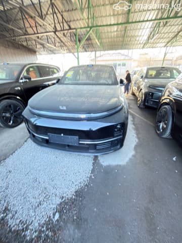 LiXiang L7 Рестайлинг 1.5hyb AT 4WD