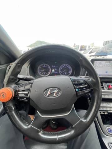 Hyundai Grandeur VI 3.0 AT