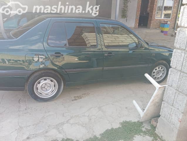 Volkswagen Vento 1.8 MT