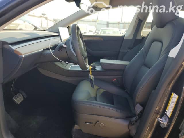 Tesla Model Y I Standard Electro AT