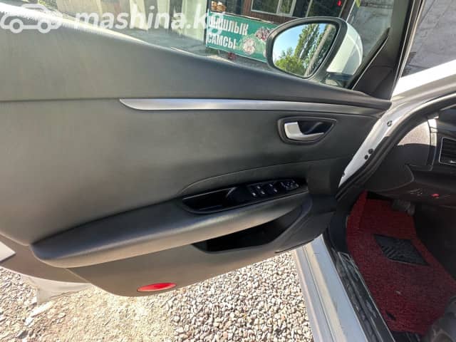 Renault Samsung SM6 I 2.0i LPi