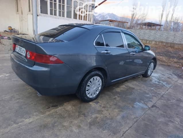 Honda Accord VII 2.0 AT