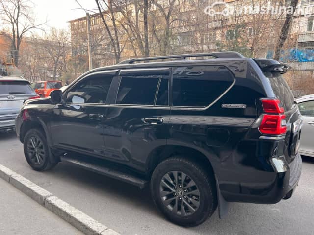 Toyota Land Cruiser Prado 150 Series 2.7 AT 4WD