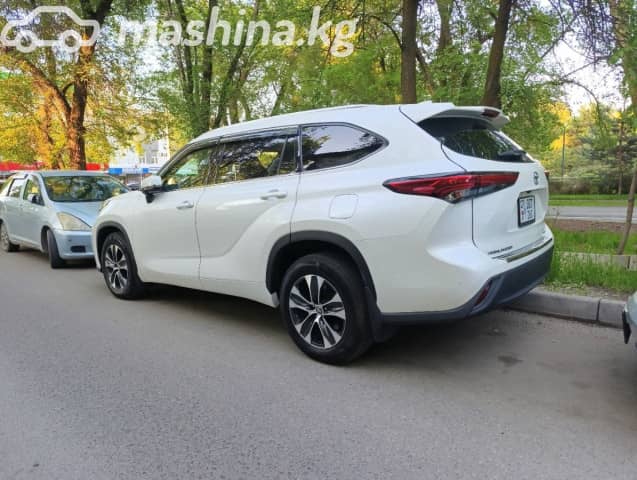 Toyota Highlander IV (U70)
