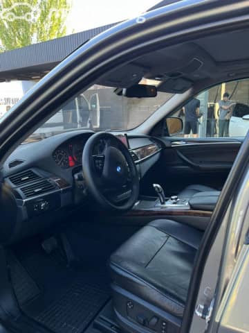 BMW X5 II (E70) 30i 3.0 AT 4WD