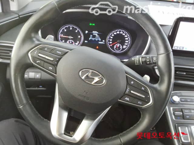 Hyundai Santa Fe IV Рестайлинг 2.2d AMT