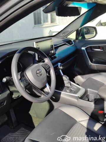 Toyota RAV4 V (XA50) 2.5hyb CVT 4WD