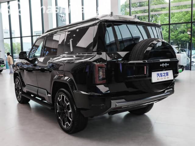 BYD FangChengBao Leopard 8 2.0hyb AT 4WD