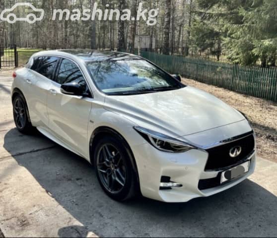 Infiniti Q30 2.0 AMT 4WD