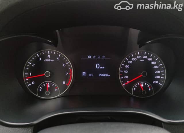 Kia K5 II 2.0 AT