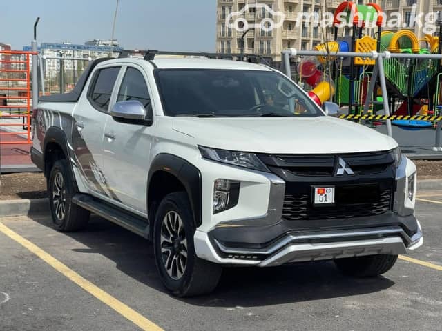 Mitsubishi L200 V Рестайлинг 2.4 MT 4WD