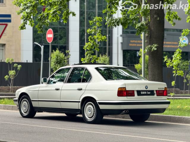 BMW 5 серии III (E34) 525i 2.5 MT