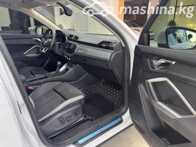 Audi Q3 II (F3) 35 TFSI 1.4 AMT